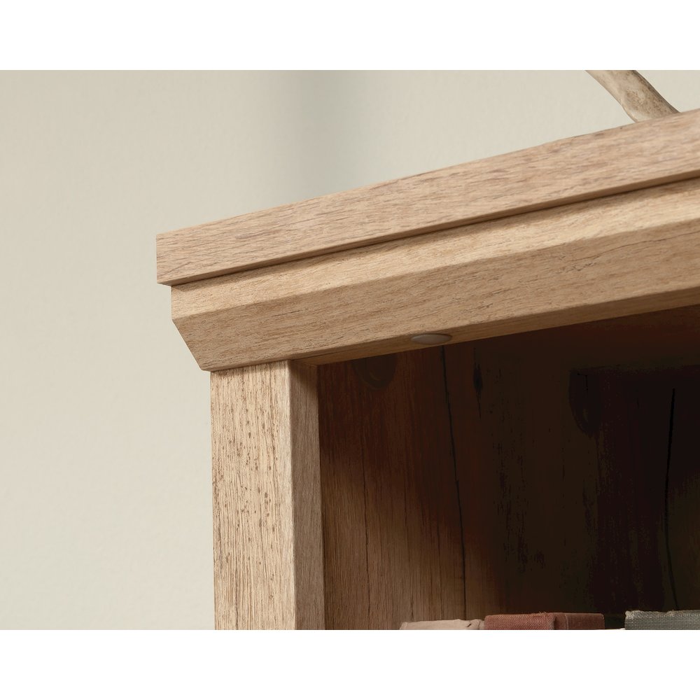 Aspen Post Bookcase, Prime Oak finish. Picture 4