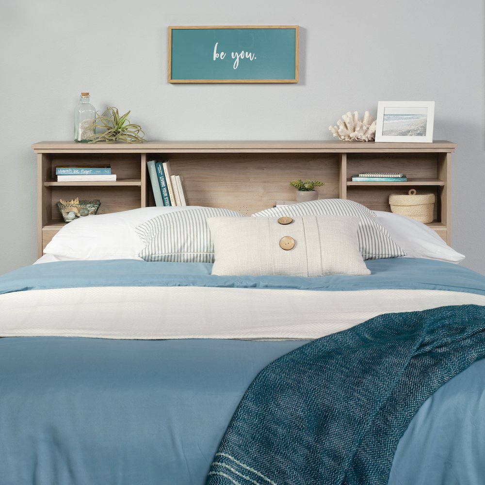 River Ranch Full/Queen Headboard, Harvest Walnut Finish. Picture 3