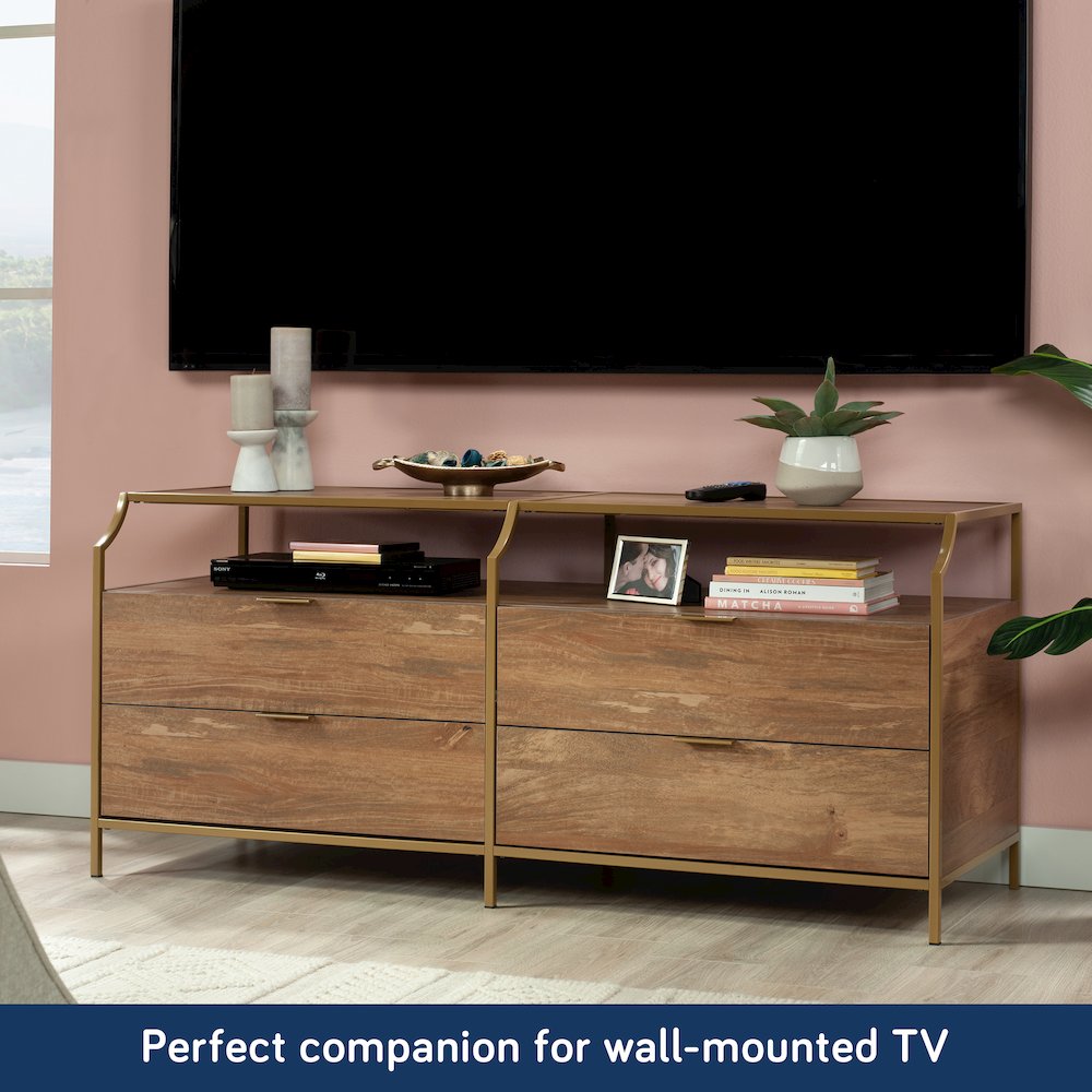 International Lux 4-Drawer Dresser, Sindoori Mango Finish. Picture 5
