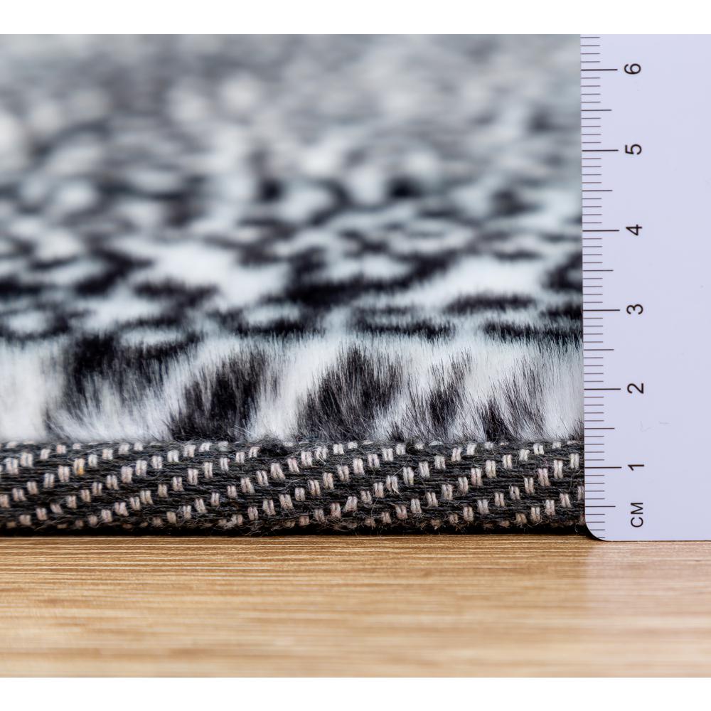 FAUX FUR LEOPARD FU04 5' X 7'. Picture 7