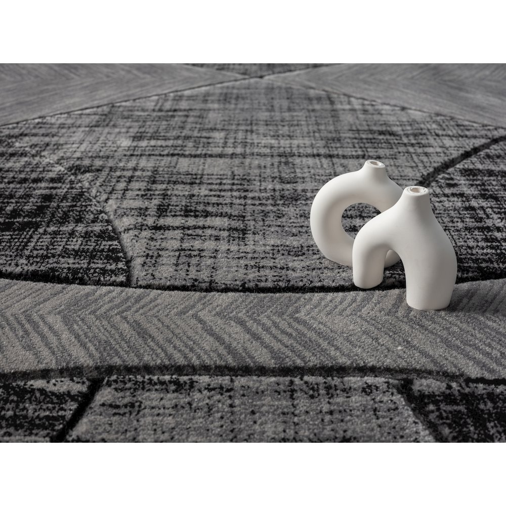 Alexia 09 Modern Geometric Area Rug – Gray & Charcoal. Picture 5
