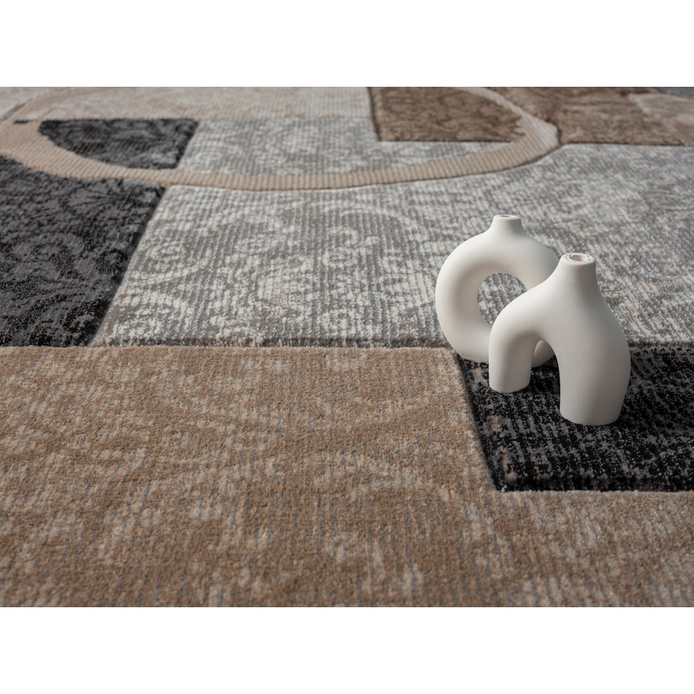 Alexia 06 Modern Abstract Area Rug – Beige, Brown & Gray. Picture 5