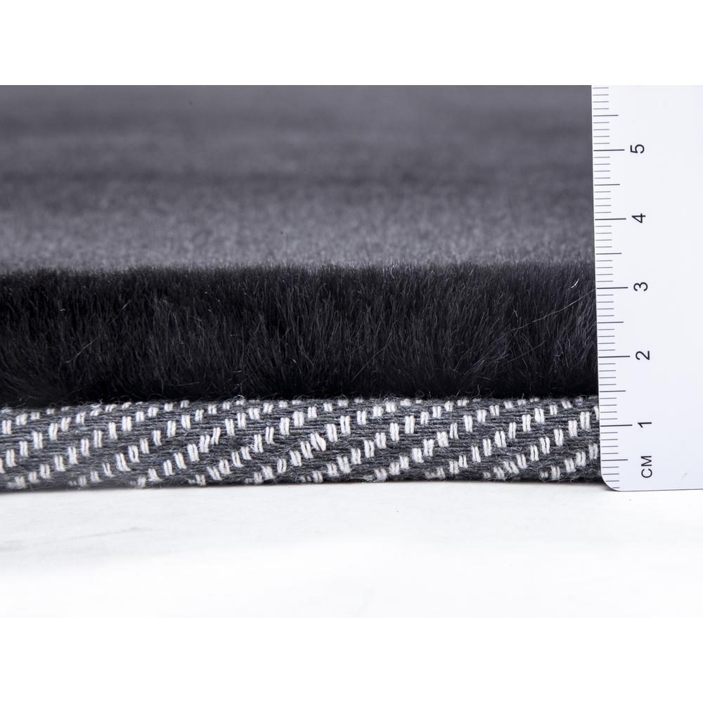 FAUX RABBIT FUR BLACK  RB02 5' X 7'. Picture 15