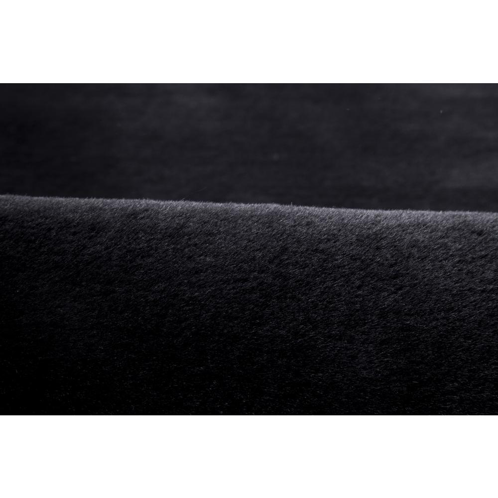 FAUX RABBIT FUR BLACK RB02 7'6" X 9'6". Picture 16