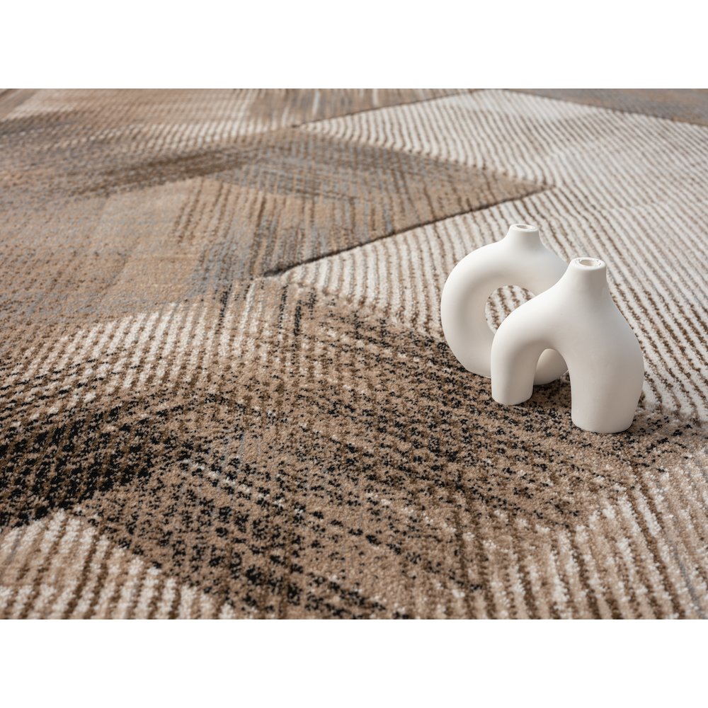 Alexia 04 Geometric Area Rug – Brown, Taupe & Cream. Picture 5