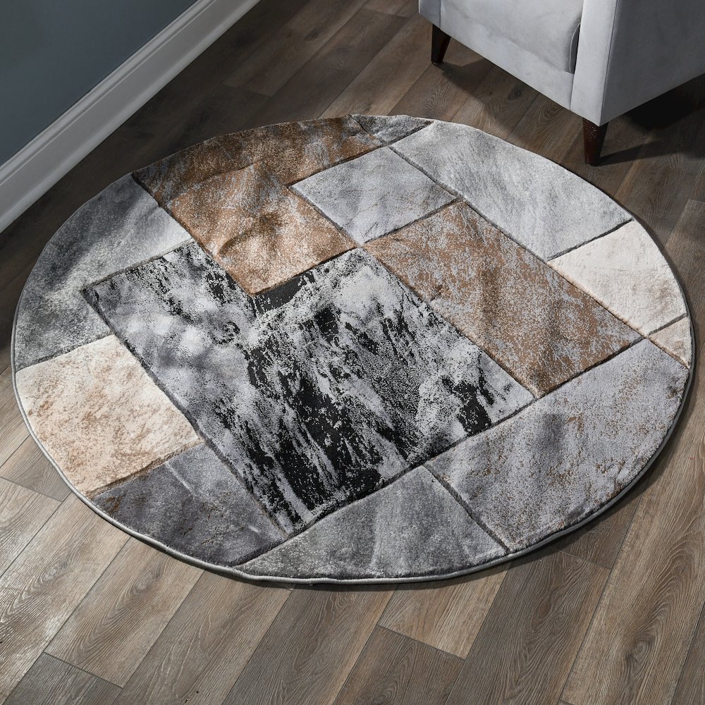 Alexia Geometric Area Rug – Brown, Gray & Charcoal. Picture 1