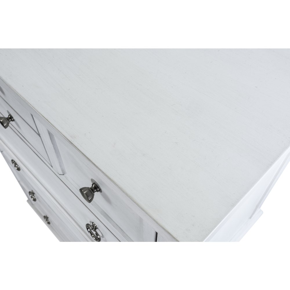 Point Breeze - 7 Drawer Chest - Fresh White with Soft Grey Glaze Finish. Picture 6