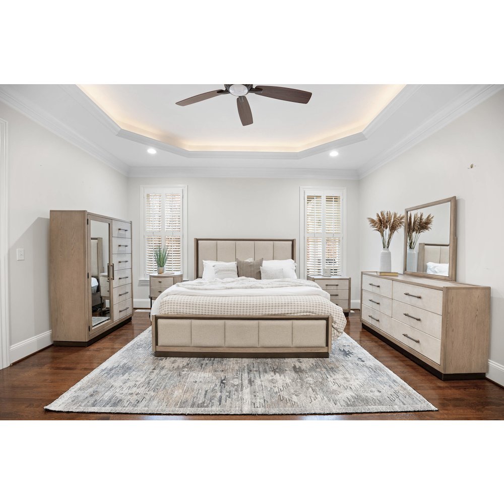 Rio Vista Upholsteredolstered Queen Bed. Muted Earth Tones and Clay Finish. Picture 3