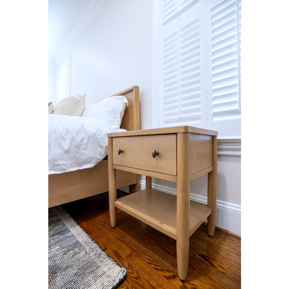 Chatham - 1 Drawer Nightstand with USB-A and USB-C Port - Warm Maple Finish. Picture 11