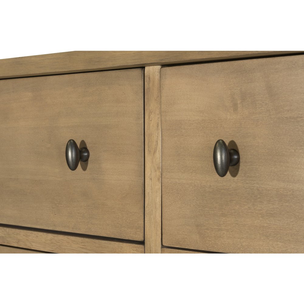 Chatham - 6 Drawer Dresser - Warm Maple Finish. Picture 5