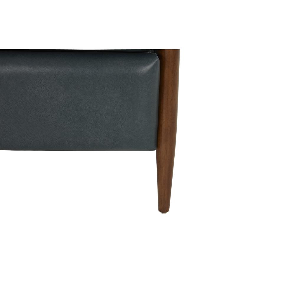 Hampton Push Thru The Arms Recliner. Picture 7