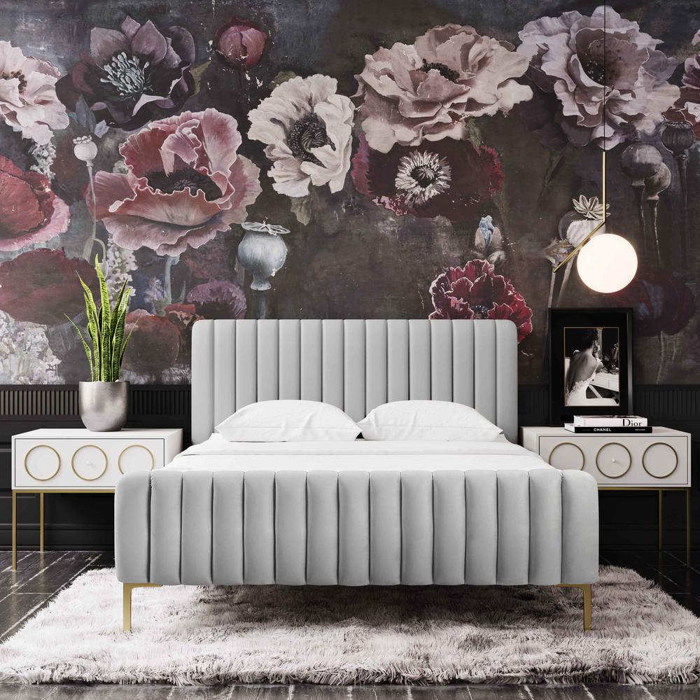 Angela Grey Bed in Queen. Picture 9