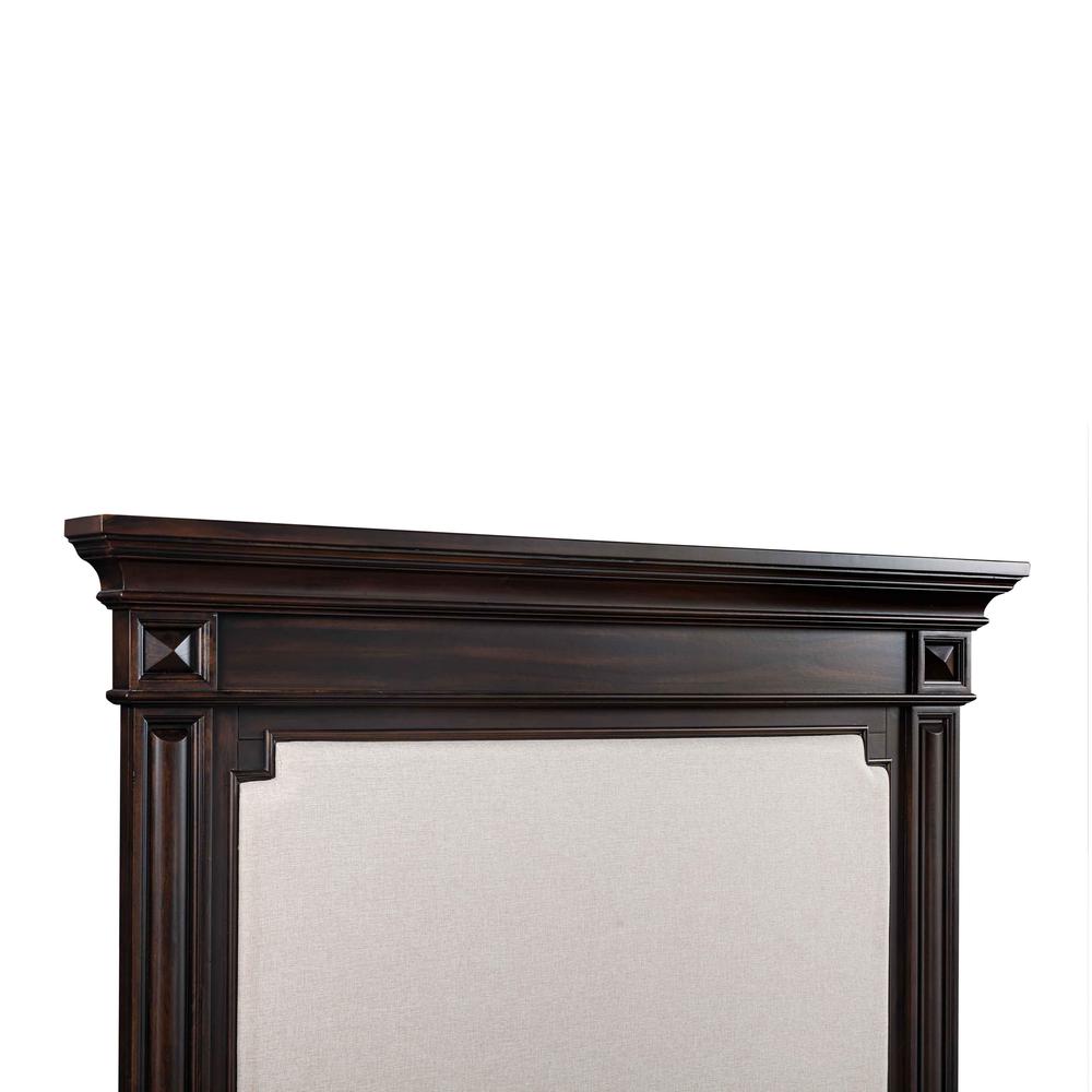 Stamford Queen Upholstered Bed. Picture 4