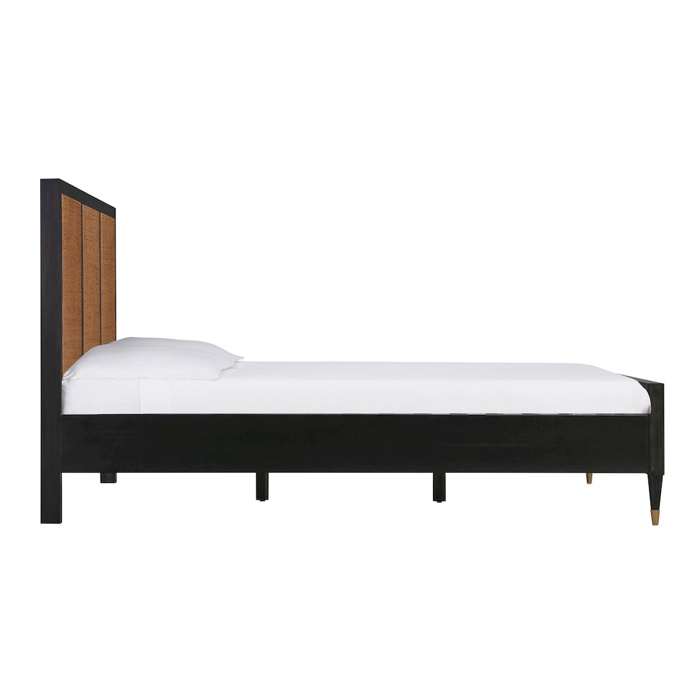 Sierra Noir Bed in UK King. Picture 4