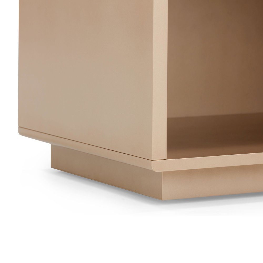 Martha Taupe Mirrored Nightstand. Picture 8
