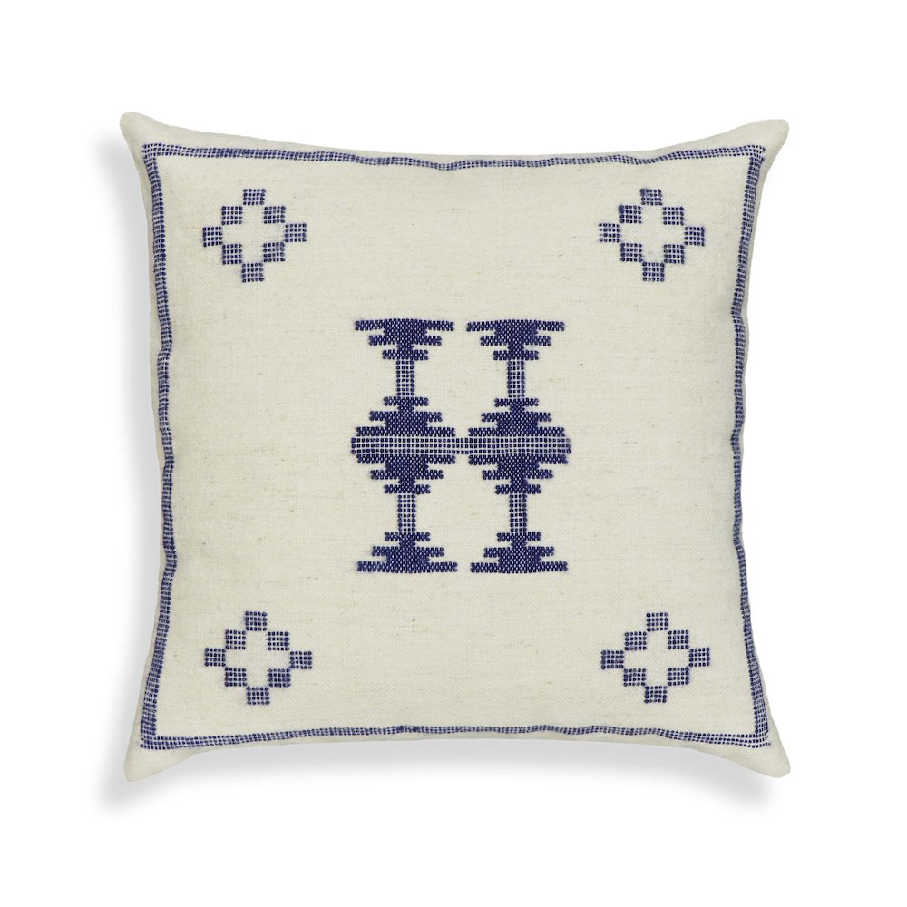 Aztec Cream & Indigo Wool 20 inch Square Accent Cushion. Picture 1