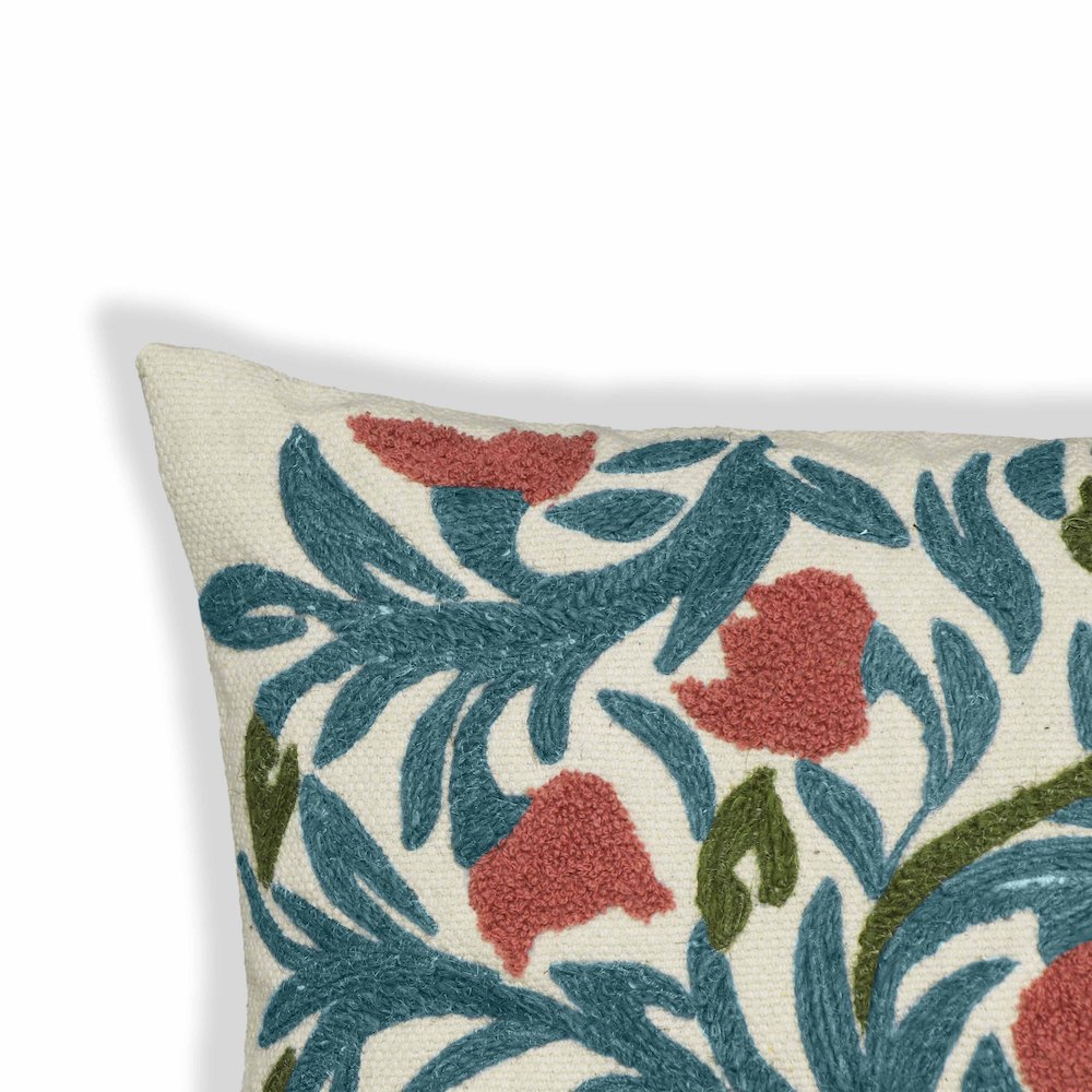 Tulip Embroidered Floral Wool 20 inch Square Accent Cushion. Picture 4