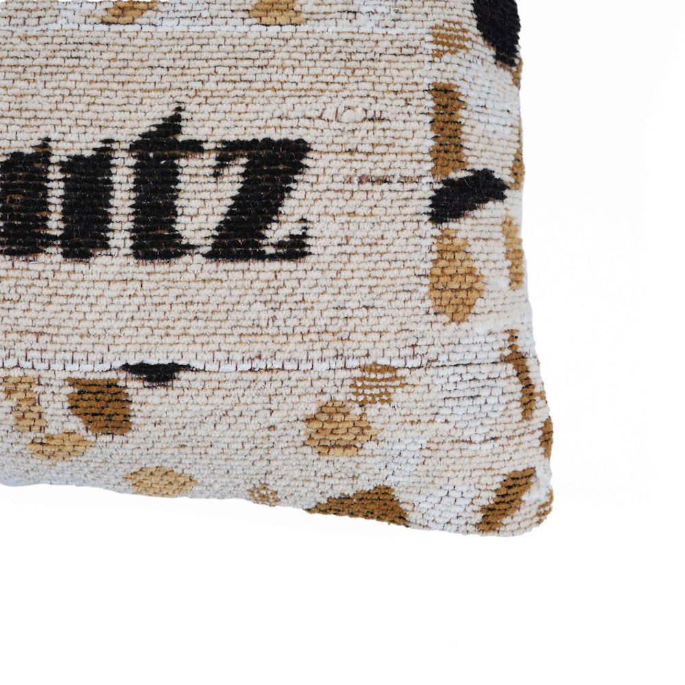 Shmutz Jacquard Cotton Pillow. Picture 4