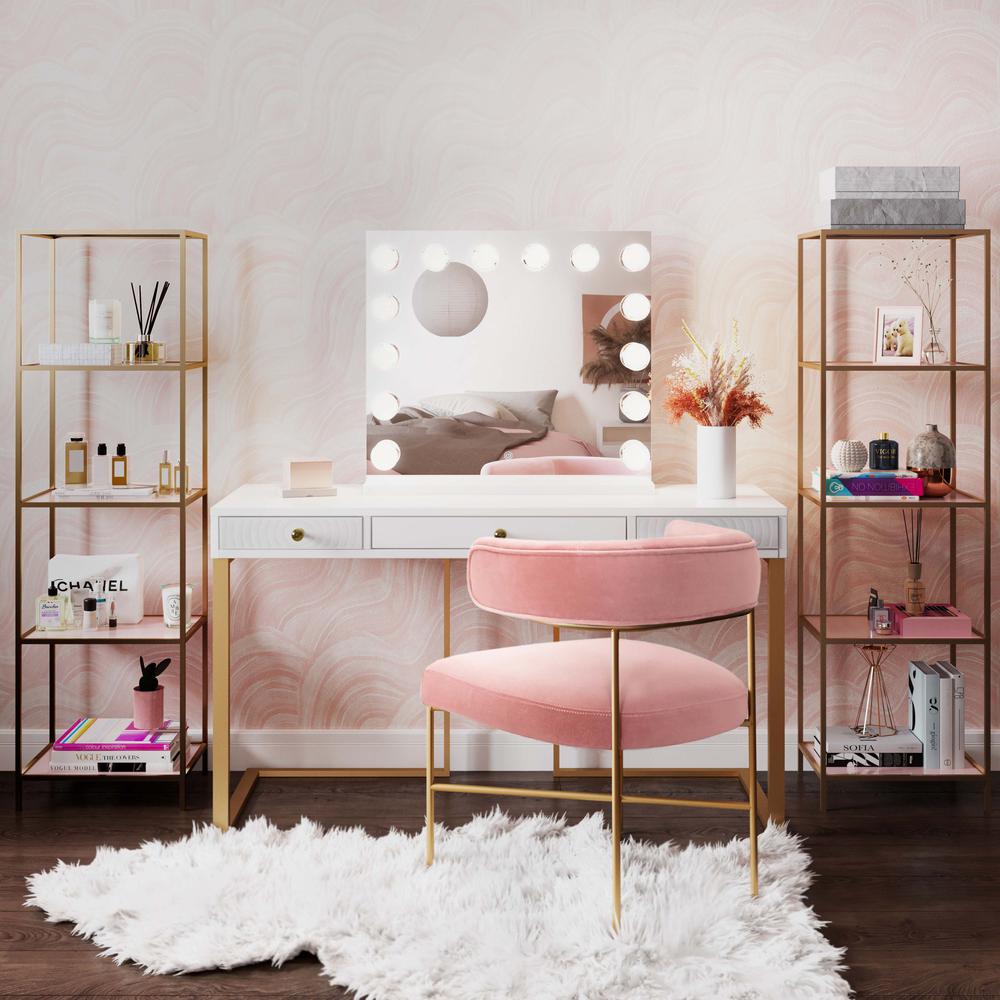Lola Vanity Mirror. Picture 2