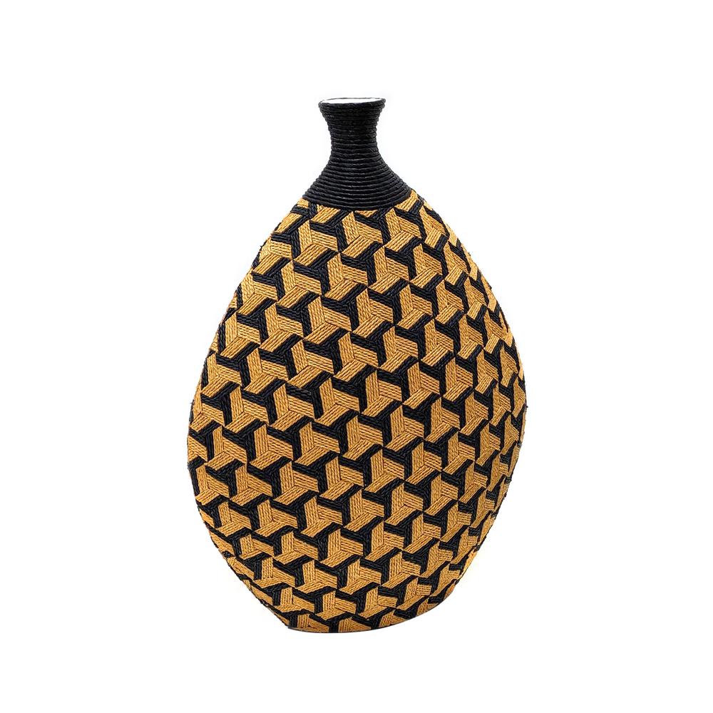 Jahia Geometric Vase. Picture 2