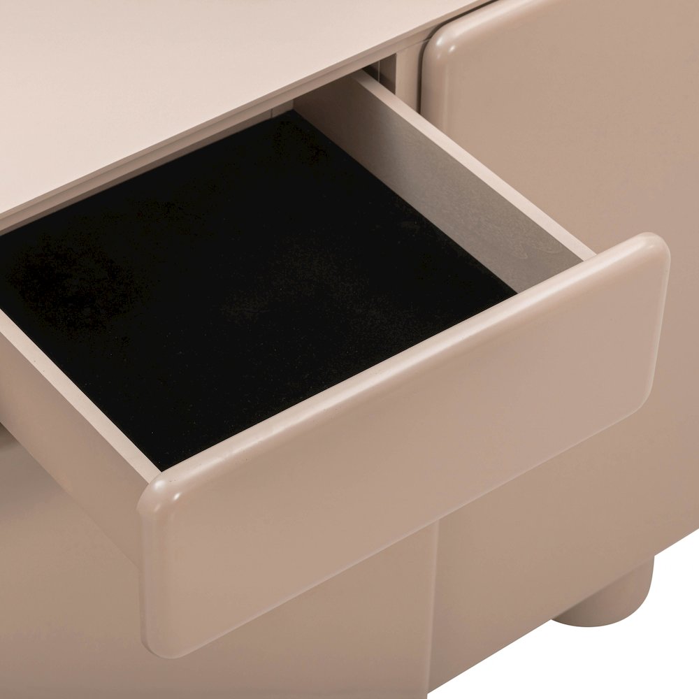 Tammy Taupe Buffet. Picture 8