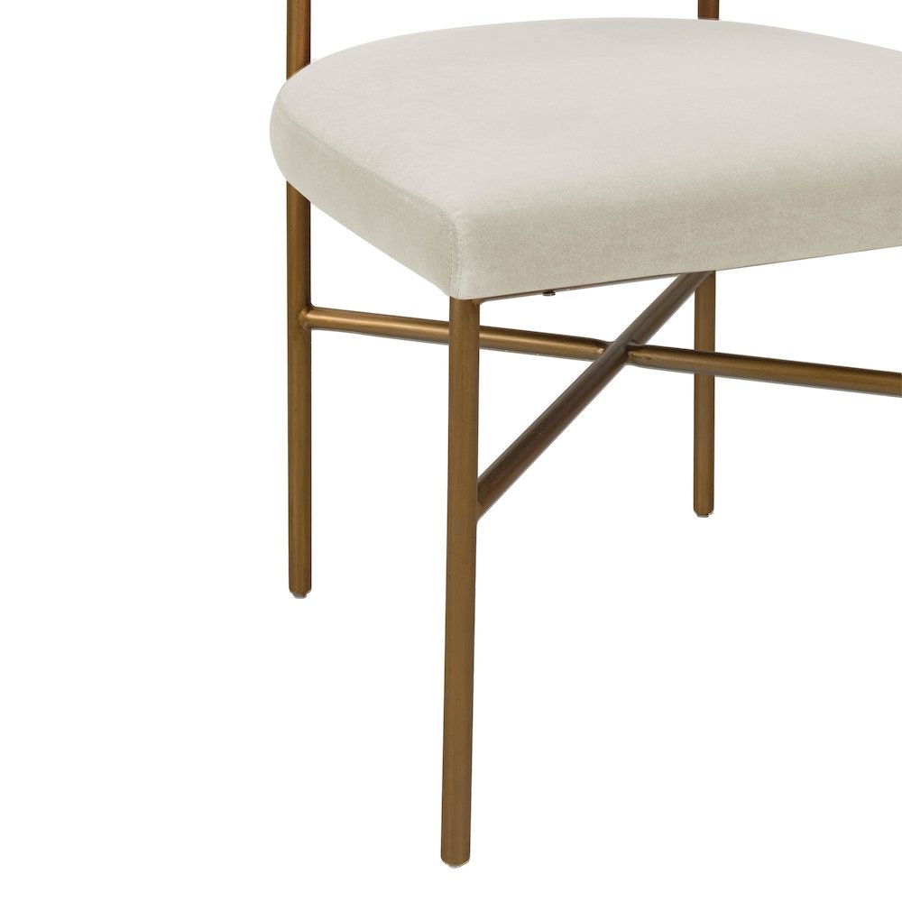 Kim Velvet Chair in Cream. Picture 5
