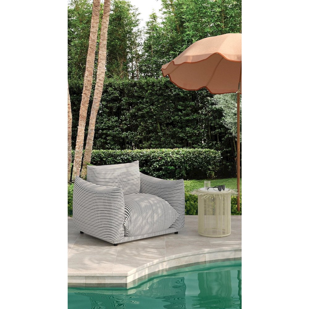 Rafa Cream Outdoor Side Table. Picture 6