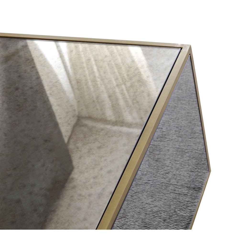Lana Mirrored Coffee Table. Picture 8