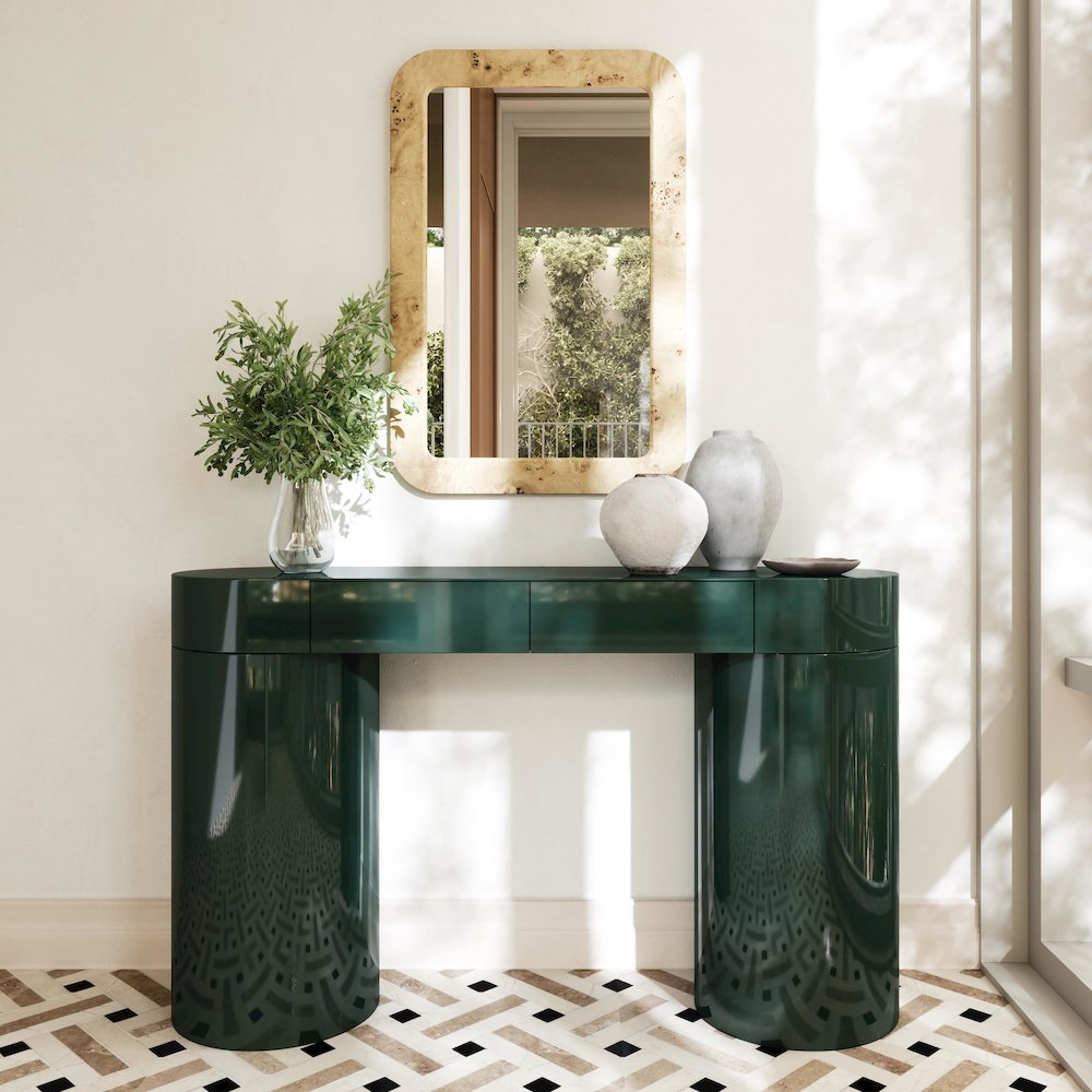 Mira Deep Green High Gloss Console Table. Picture 2