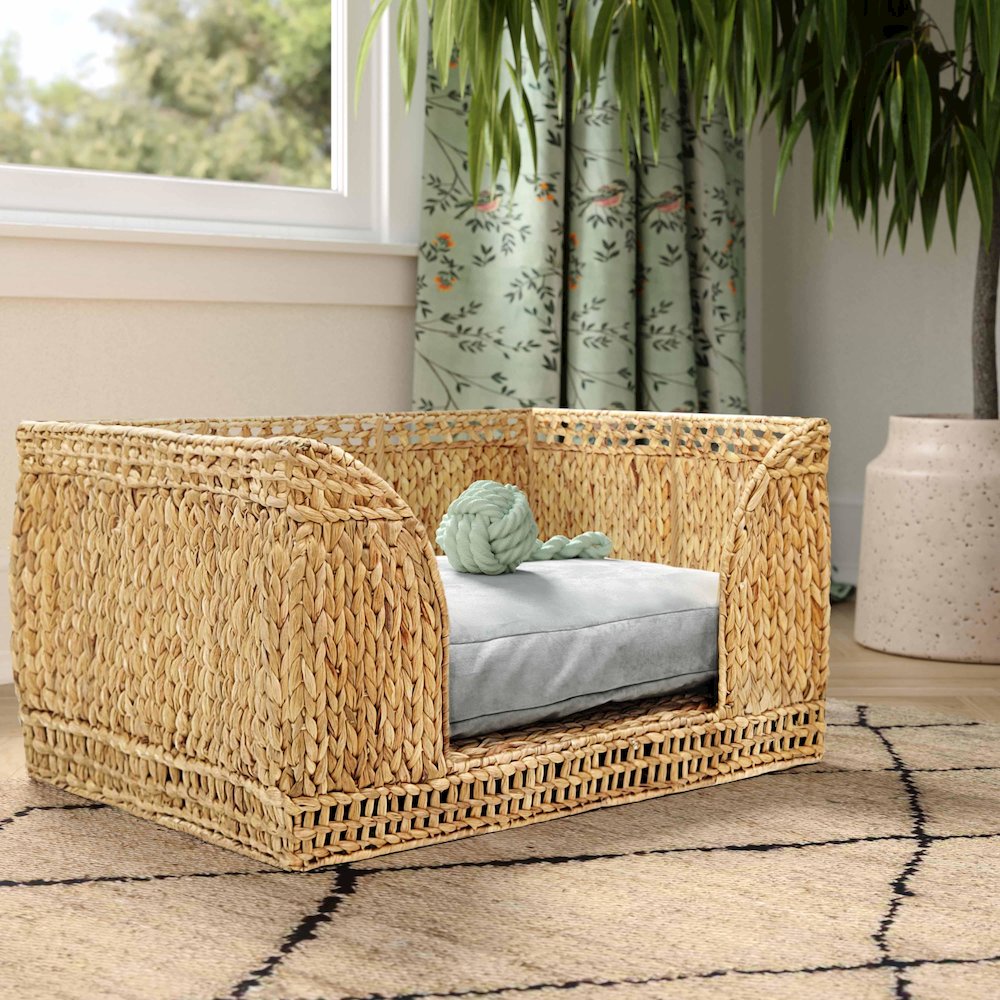 Milou Natural Rattan Small Pet Bed. Picture 2