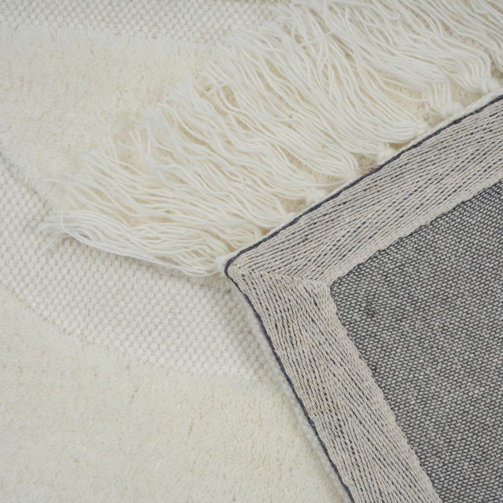 Loop White 8' x 10' Area Rug. Picture 3