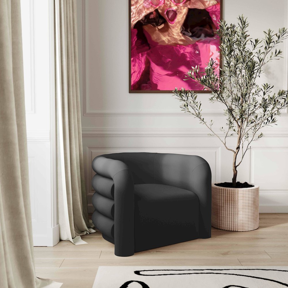 Curves Black Velvet Lounge Chair. Picture 2