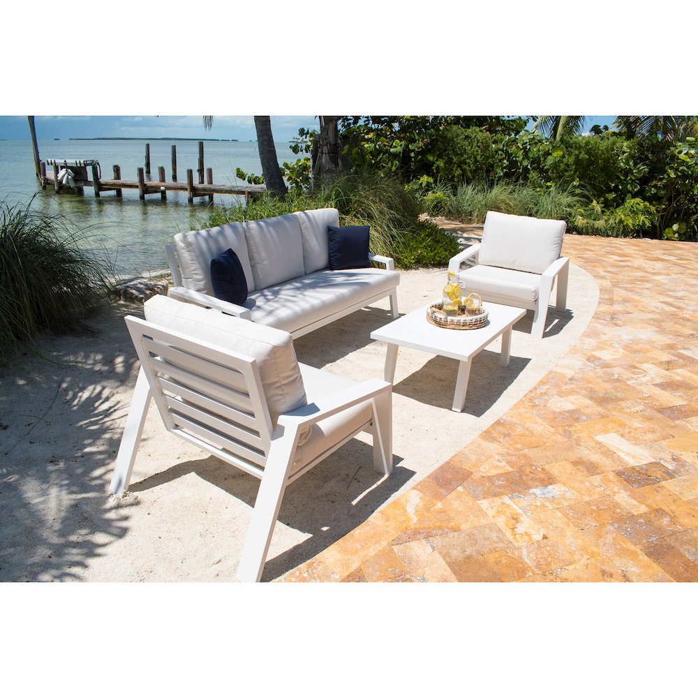Panama Jack Mykonos 4-Piece Seating Set. Picture 2