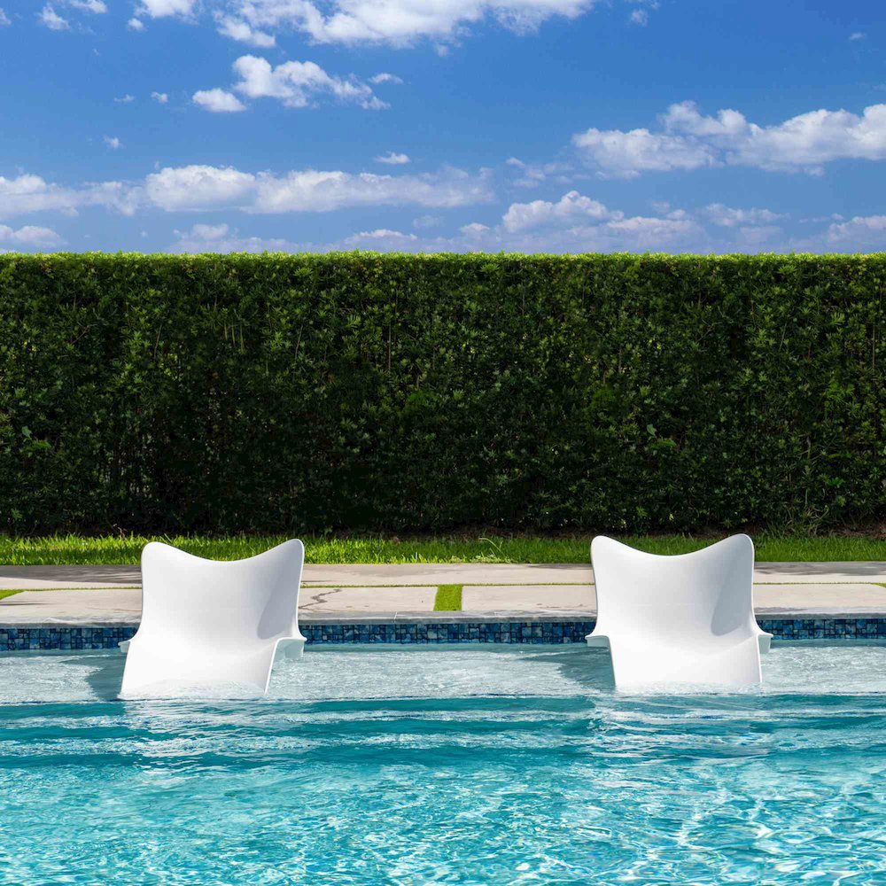 Panama Jack Set of 2 Wave In-Pool Chaise Lounger. Picture 2
