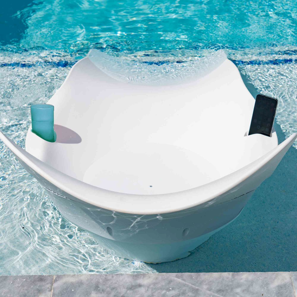 Panama Jack Set of 2 Wave In-Pool Chaise Lounger. Picture 3