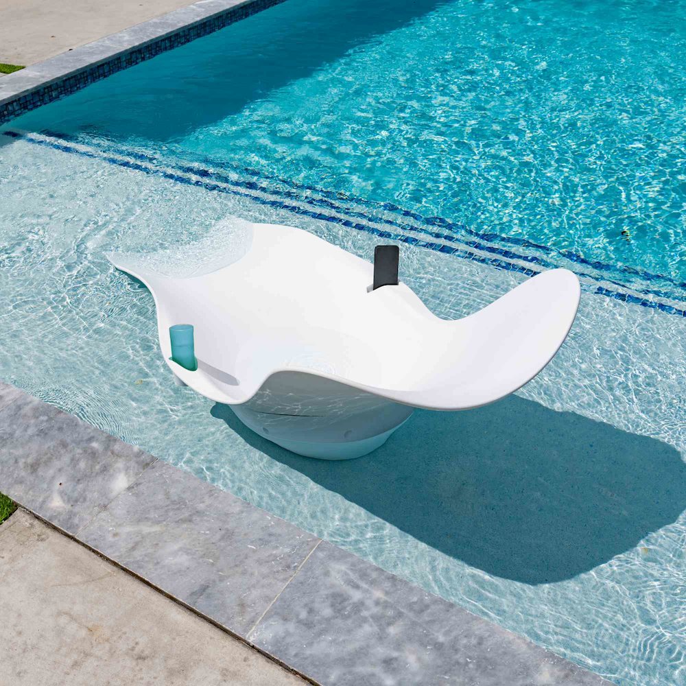 Panama Jack Set of 2 Wave In-Pool Chaise Lounger. Picture 4