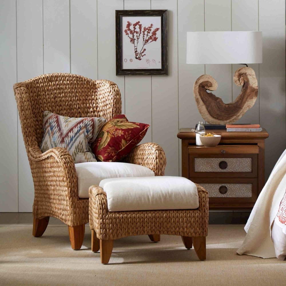 Panama Jack Ameilia Wing Chair. Picture 2