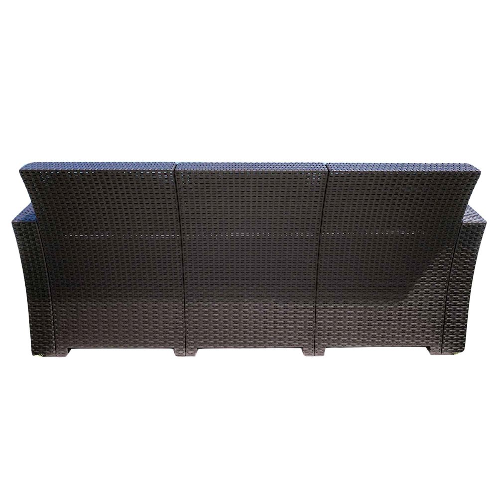 Plastique Sofa. Picture 2