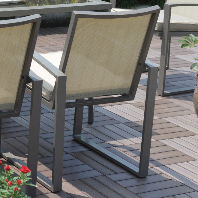 Moldova 7-Piece Dining Set. Picture 3