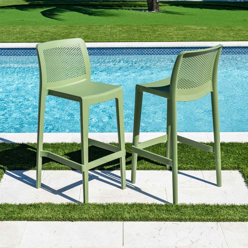 Lisa Set of 2 Barstools - Green. Picture 3