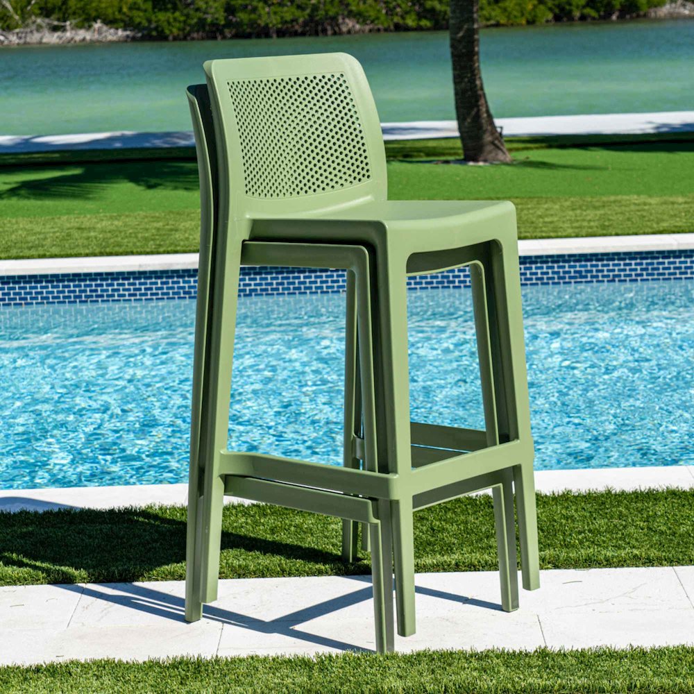 Lisa Set of 2 Barstools - Green. Picture 6