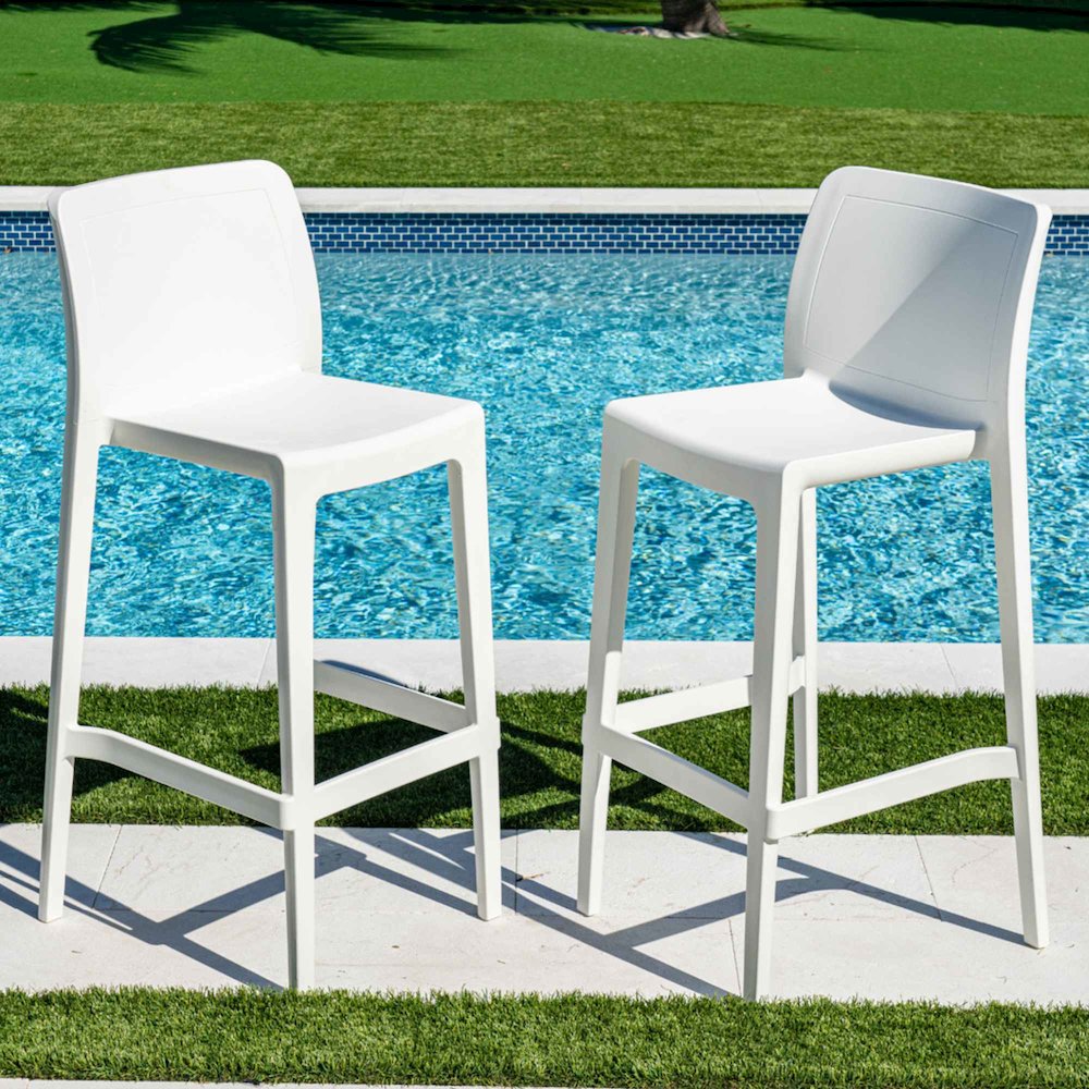 Luna Set of 2 Barstools - White. Picture 2