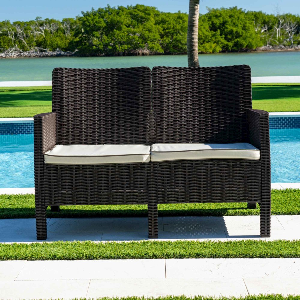 Nova Loveseat Cushions. Picture 1