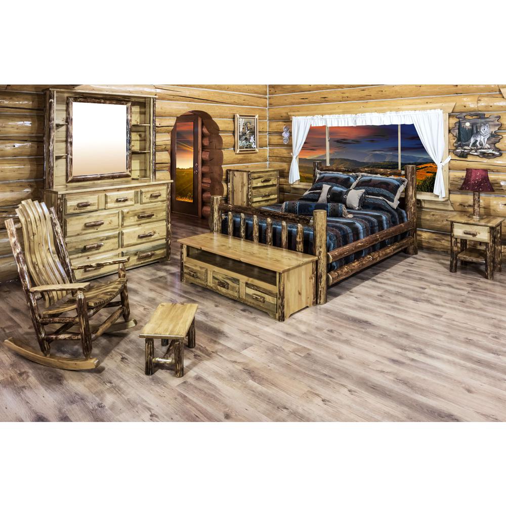Glacier Country Collection Sitting Chest/Entertainment Center. Picture 7