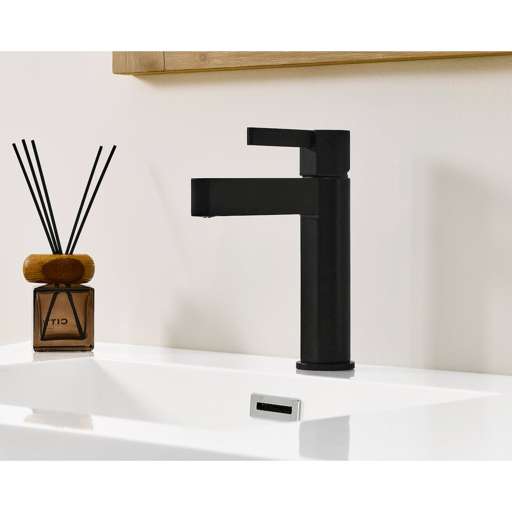 Single Hole Single-Handle Bathroom Faucet in Matte Black. Picture 12