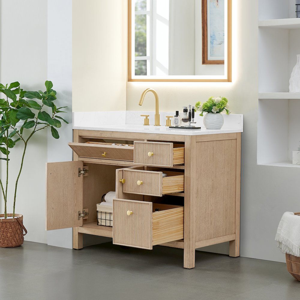 Cerrito 42" Single Bathroom Vanity in Natural Oak. Picture 4