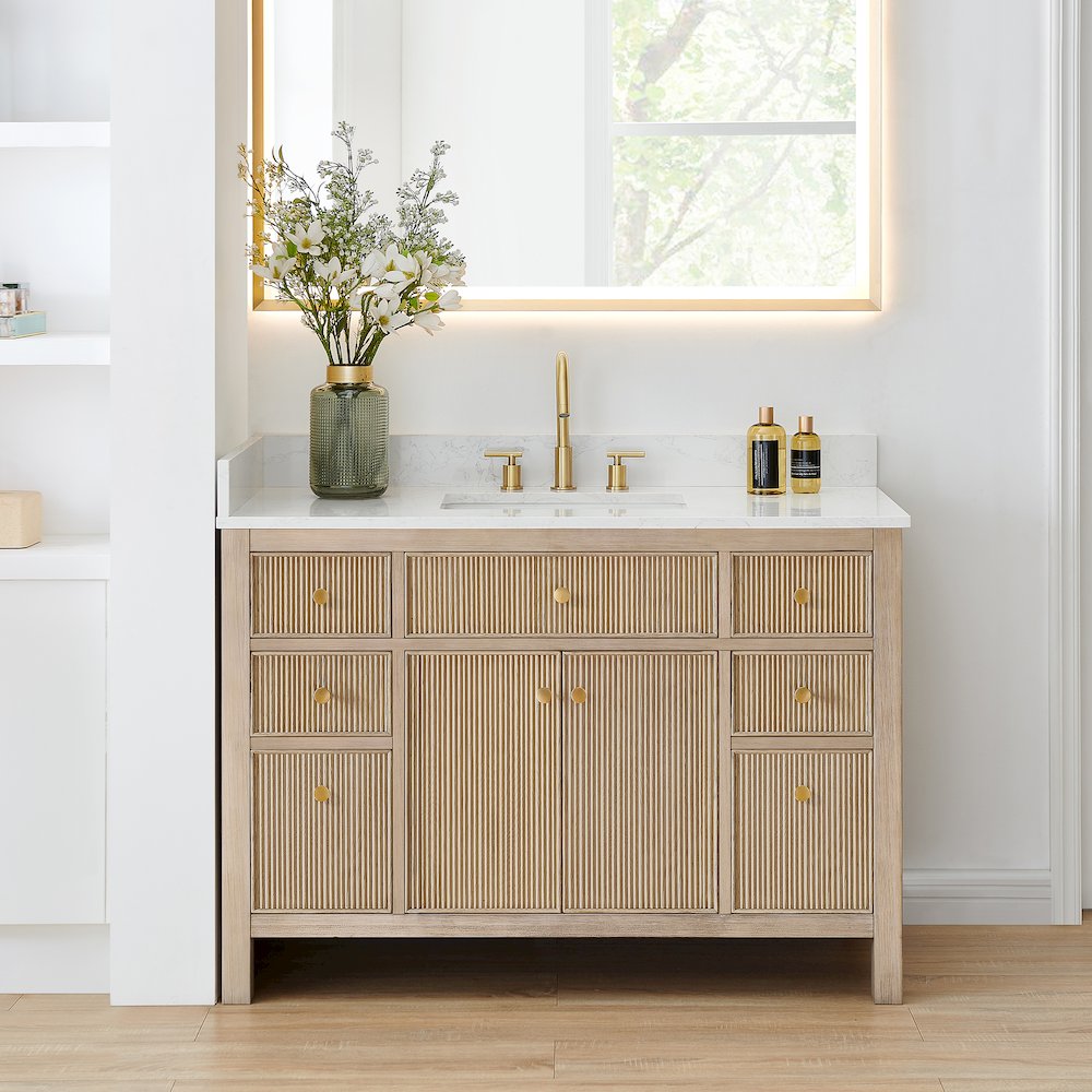 Single Bathroom Vanity in Nature Oak Grain White Engineered Stone Countertop. Picture 2