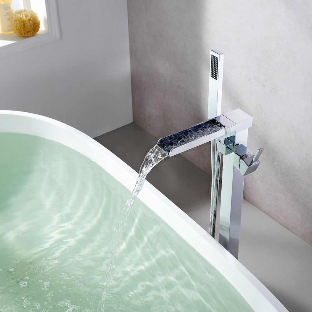 Single Lever Handle Freestanding Floor Mounted Tub Filler. Picture 6