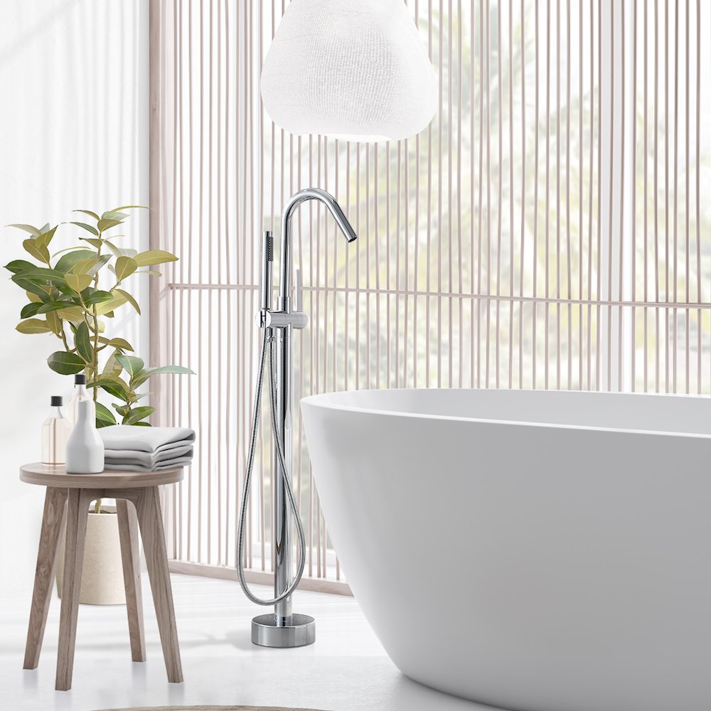 Single Lever Handle Freestanding Floor Mounted Tub Filler. Picture 4