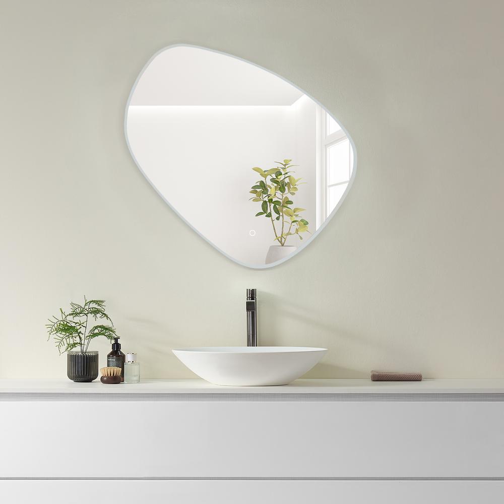 Rasso Novelty 32" Frameless Modern Bathroom/Vanity LED Lighted Wall Mirror. Picture 8
